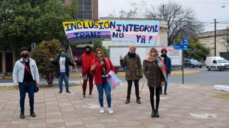 Piden cupo trans y no binarie en la UNVM