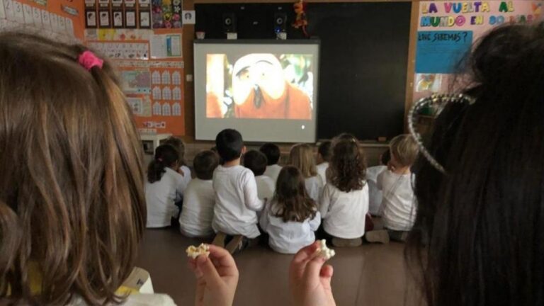 A preparar los pochoclos: el cine como recurso didáctico en la escuela