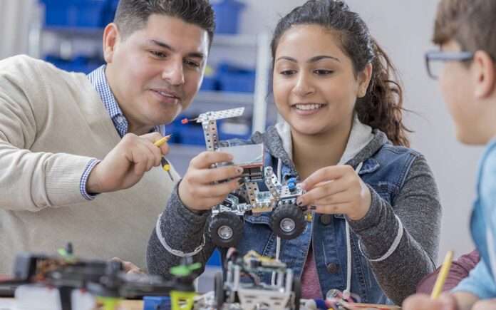 Grupo Trinitarios: Investigación y Pensamiento Científico y Tecnológico en la Escuela