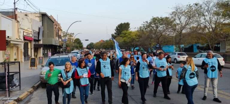Paritaria Docente: UEPC San Martín, con ceño fruncido, va hacia la aprobación de la propuesta del gobierno