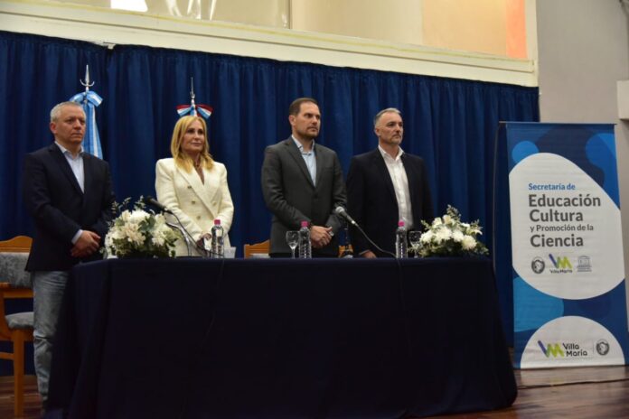 Apertura del 15º Congreso de Educación del Centro del País 02