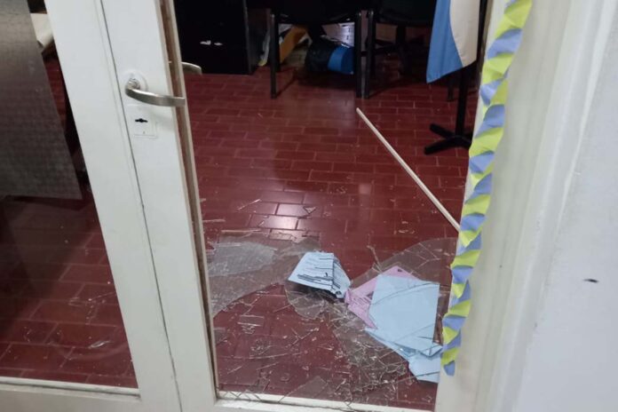 destrozos en el MAO 1
