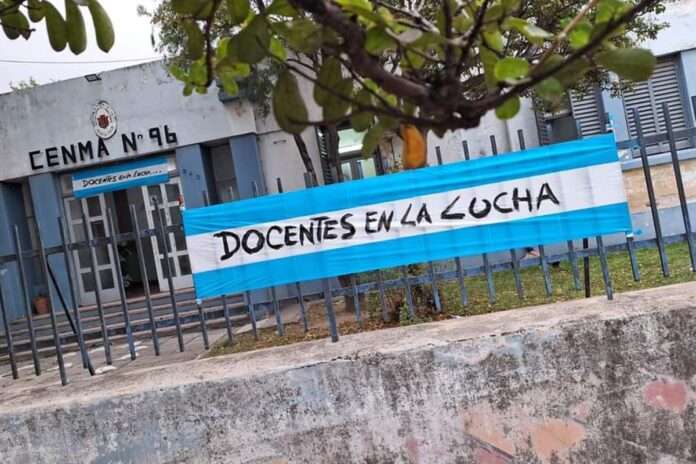 docentes en lucha