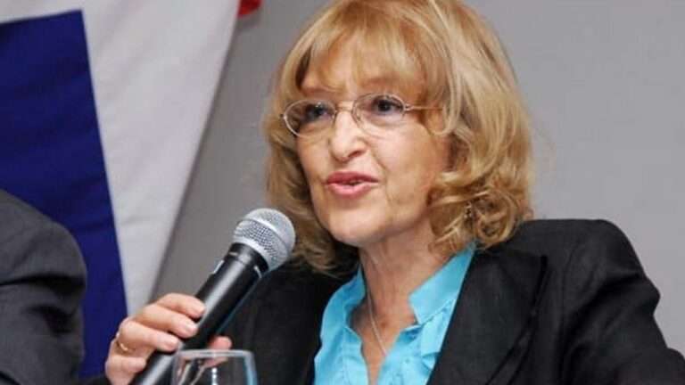 Con Adriana Puiggrós, llega el 1° Encuentro Federal Historia de la Educación a debate