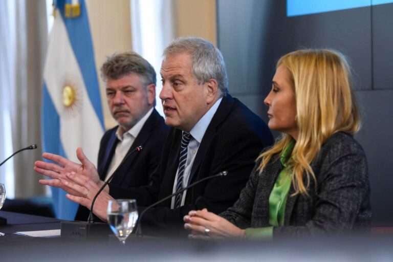 Perczyk destacó el valor de pruebas estandarizadas para diseñar políticas públicas