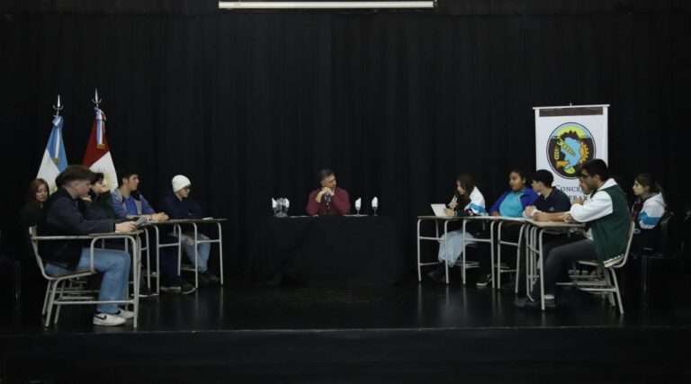 Centro de Estudiantes, ESI y sustancias: los cinco proyectos que aprobaron los concejales estudiantiles