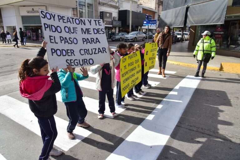 Día Mundial del Peatón: reprograman la actividad con estudiantes del Bianco por conciencia vial