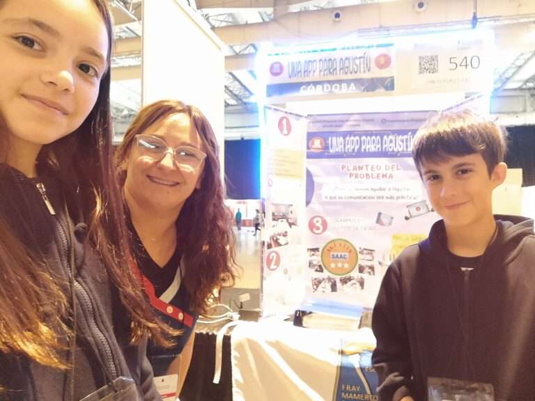 Feria Nacional de Ciencias: Diseñaron una App para un compañero que no puede comunicarse de manera oral
