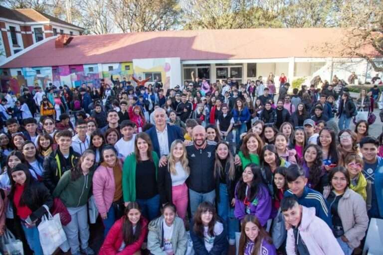 ¡Escucha lo que tengo que decir!, un proyecto de arte por la democracia de ProA de Villa Nueva