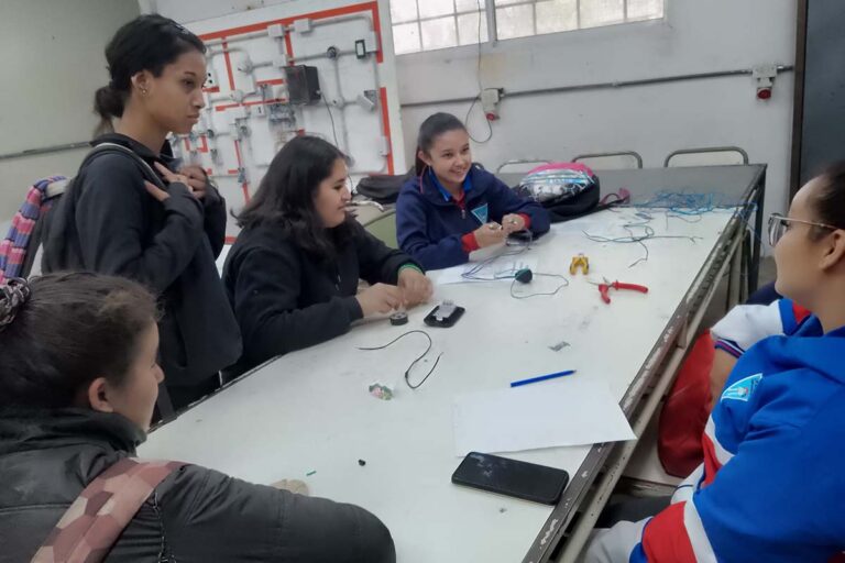 Abraham Juárez: Jornada Interdisciplinaria de Integración de Saberes (JIS)