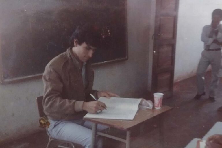 Falleció el docente, poeta y militante social y político Néstor Gea