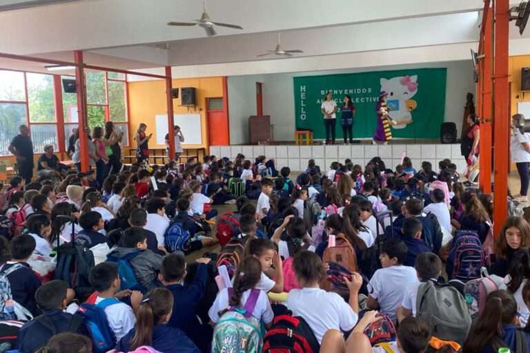 Ciclo Lectivo 2024: trascender las aulas y repensar las nuevas conformaciones familiares