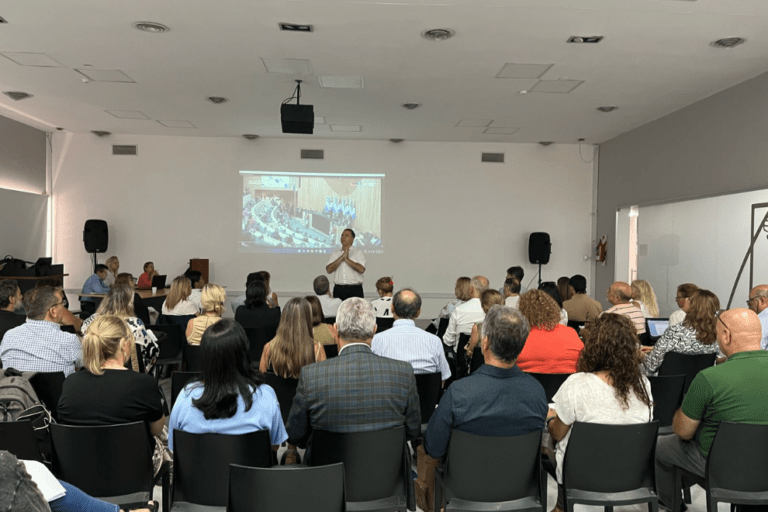 El Ministerio de Educación trabaja en la actualización de planes de estudios y convocará al Consejo Provincial de Políticas Educativas