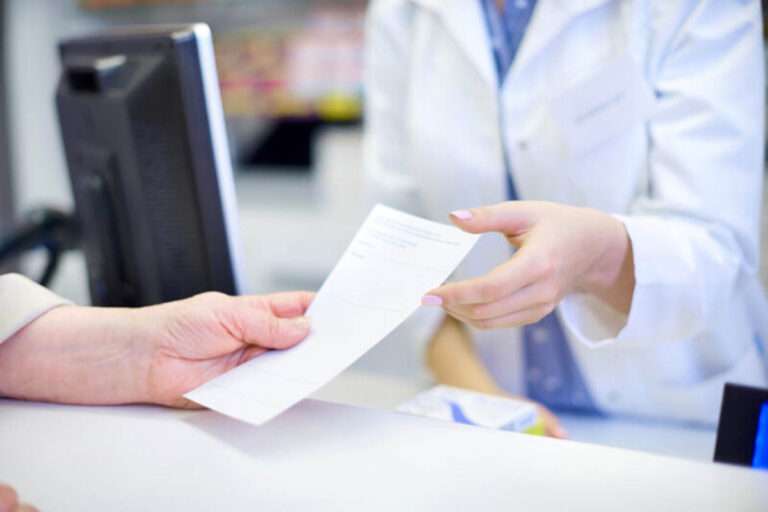 ¡Atención docentes!: APROSS brindará atención “preferencial” en cuatro clínicas privadas y centros municipales de salud