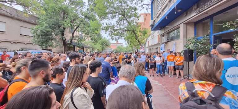 Paro en UNVM: con un alto nivel de adhesión, reclamaron por salarios y presupuesto