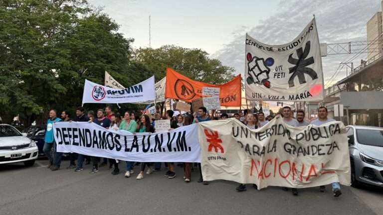Presupuesto universitario: paro en la UNVM y UTN, por Financiamiento, promulgada pero no se aplicará