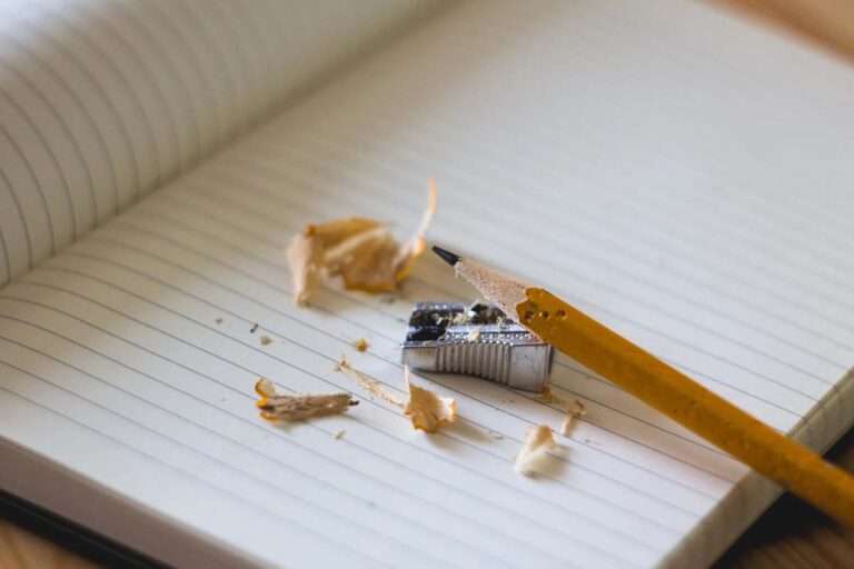 Cambios que propondrá Milei para Educación: examen final en secundaria, evaluación docente y esencialidad