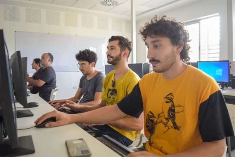 Articulación CLE-Institutos de Formación: convocan a presentar propuestas de formación docente