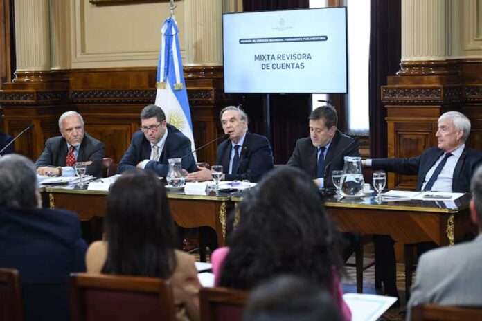 comisión bicameral de control pichetto