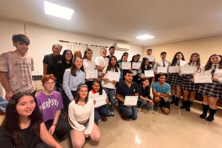 “Mejor Compañero 2025”: Rotary Club de Villa Nueva entregará este premio en primarias y secundarias