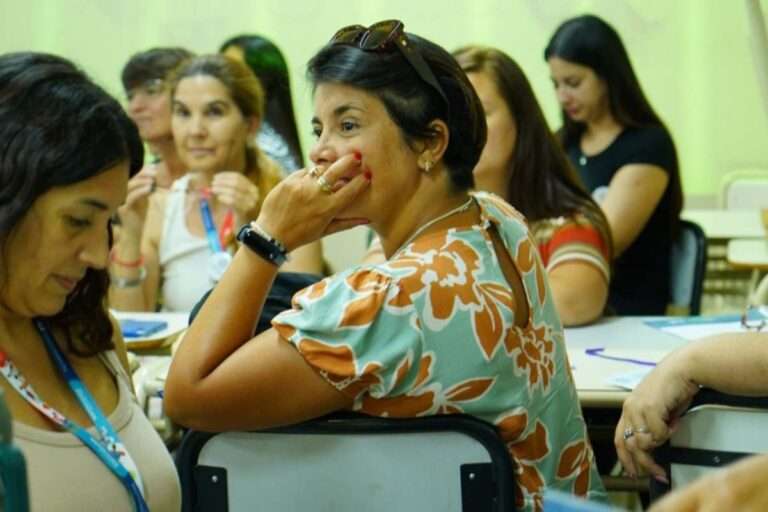 Lanzaron cursos Capacidades desde el Currículum: “Oralidad, Lectura y Escritura” y “Abordaje y Resolución de Situaciones Problemáticas”