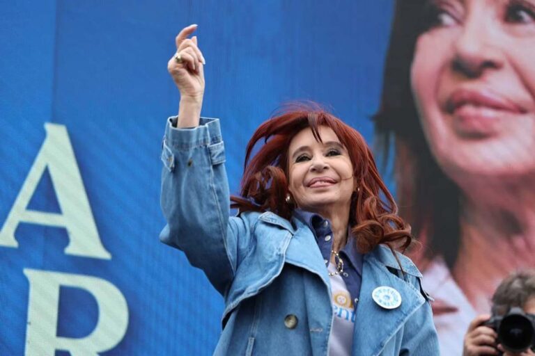 Fallo condenatorio a Fernández de Kirchner: paro en UNVM, asamblea interclaustros y acciones en UTN