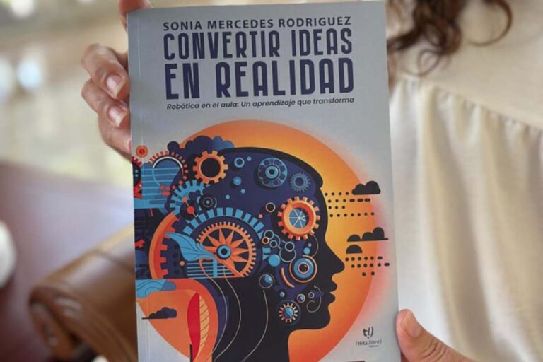 Un libro centrado en el estudiante para abordar pensamiento computacional, programación y robótica en el aula