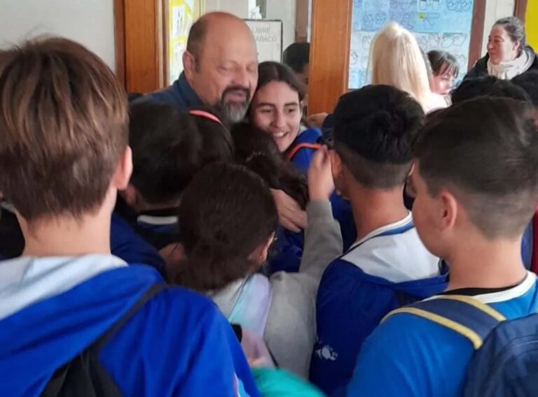 Día del Maestro/a: “El docente tiene que convertirse en un mediador social”