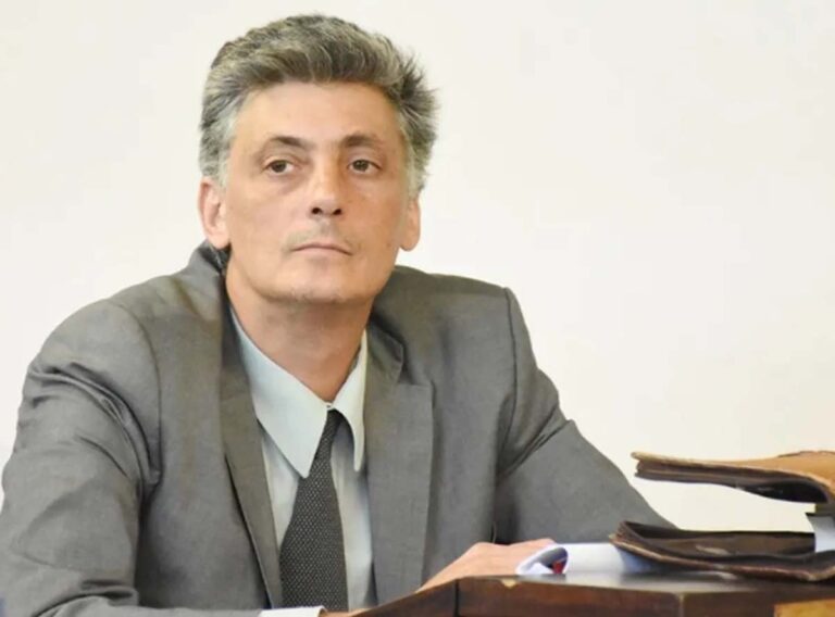 Caso Ferreyra: Cámara Gesell primera semana de noviembre y, según su abogado, el vice director aunque “sorprendido, está tranquilo”