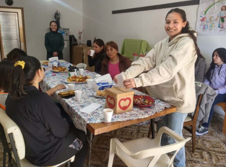 Convocatoria abierta a escuelas: Concurso de Proyectos Solidarios