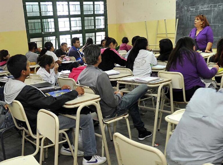 Finalizar el secundario: aumentó la cantidad de egresos, aunque menos en el quintil más pobre