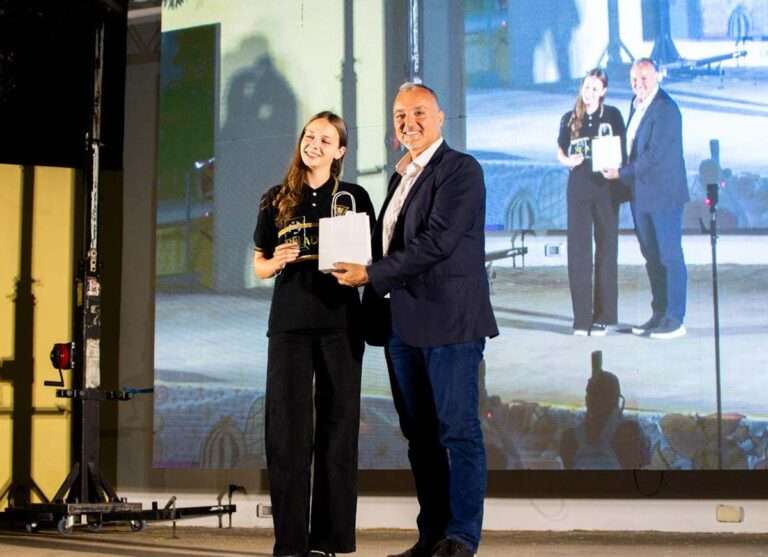 “Constructores de la Paz”: Defensoría del Pueblo inició la entrega de reconocimientos a estudiantes