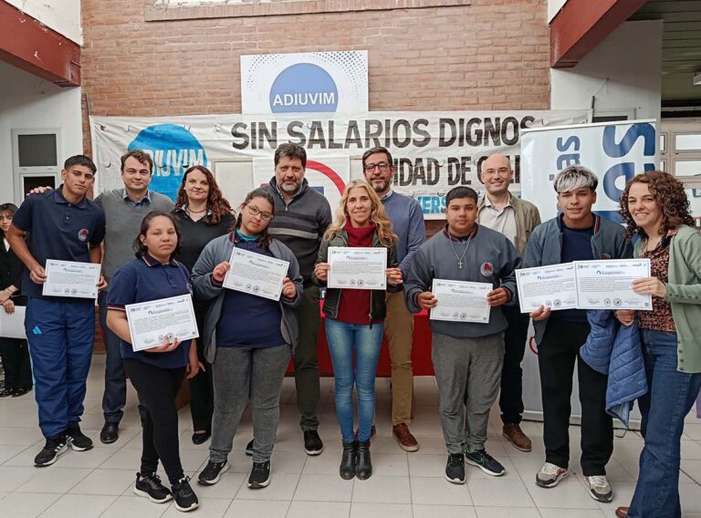 Jóvenes e investigación en la UNVM