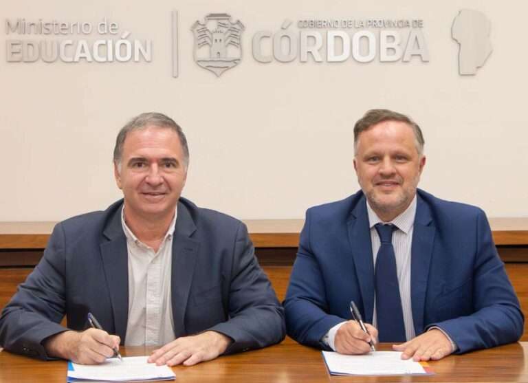 Educación y la UN de Río Tercero firmaron convenio para fortalecer formación, investigación y vinculación territorial