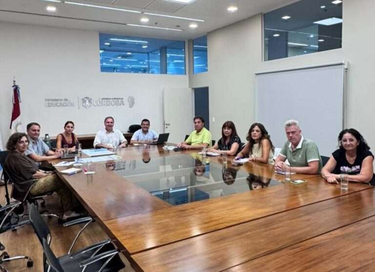 UEPC-Gobierno: Los “nuevos espacios” formaron parte de la primera reunión de la mesa laboral y salarial