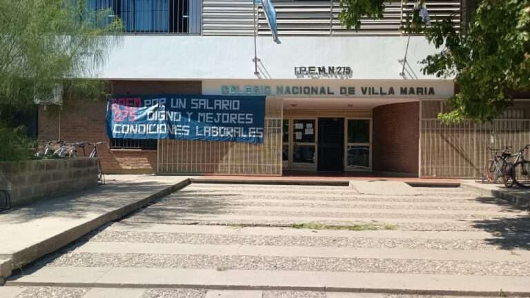Salario docente: UEPC San Martín rechazó la propuesta, paro por 24 horas, una recomposición del 15% y no estar atados a la recaudación
