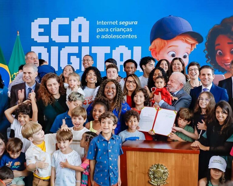 Estatuto Digital para niñeces en Brasil: Protección de la influencia negativa de Internet, videojuegos y redes sociales