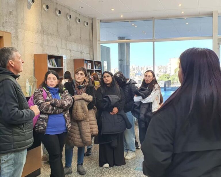 El arte de la historieta llegó a la Biblioteca Provincial de Maestras y Maestros con talleres sobre «El Eternauta»