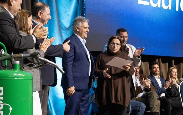 Escuela del Trabajo beneficiada con importantes programas: $10 millones y lazos con el sector productivo