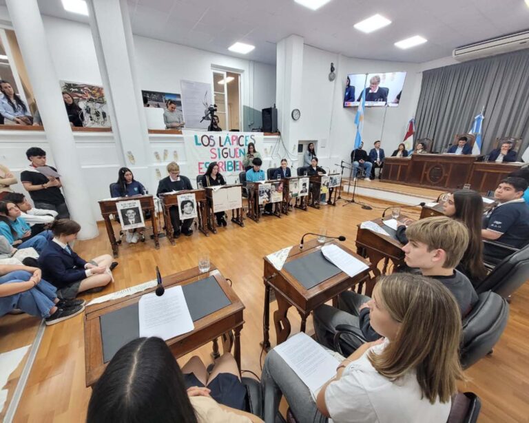 Deliberante Estudiantil y evocación por “La Noche de los Lápices”: “Las gomas para borrarlos ya se desgastaron”