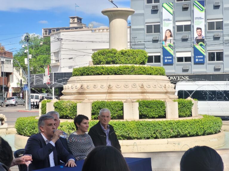 Quedó inaugurada “La casa del Estudiante”: Para Llaryora es “un soplo de rebeldía desde Villa María”